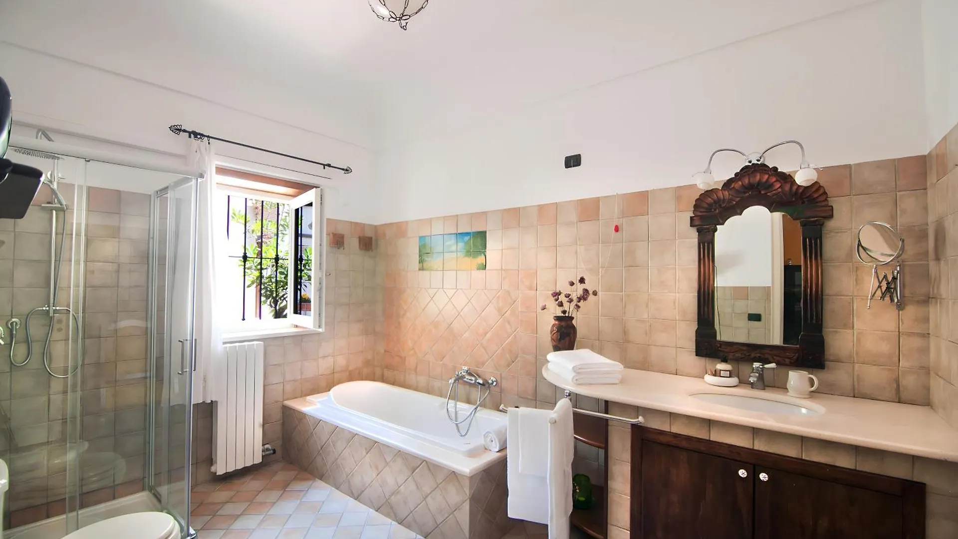 A Naca Suite With Private Terrace Ortigia Syracuse